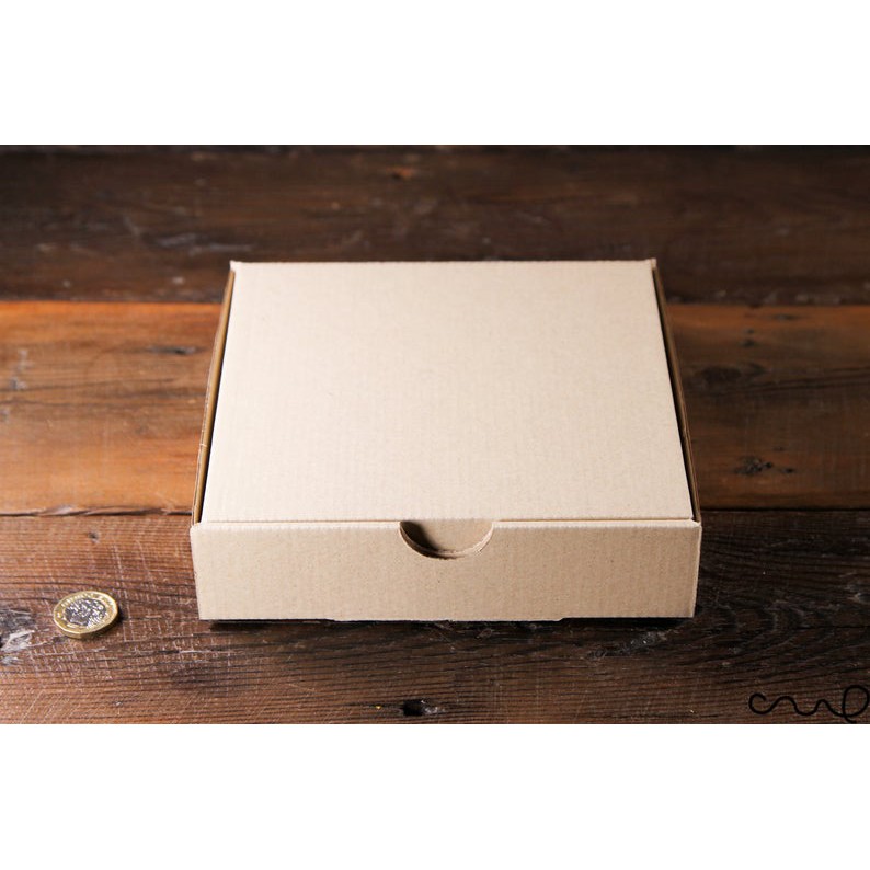 Kardus Packing Besar Jumbo Olshop 21x21x5 cm Dus Packing Besar Box Packagaing Besar Sepatu, Kue-1