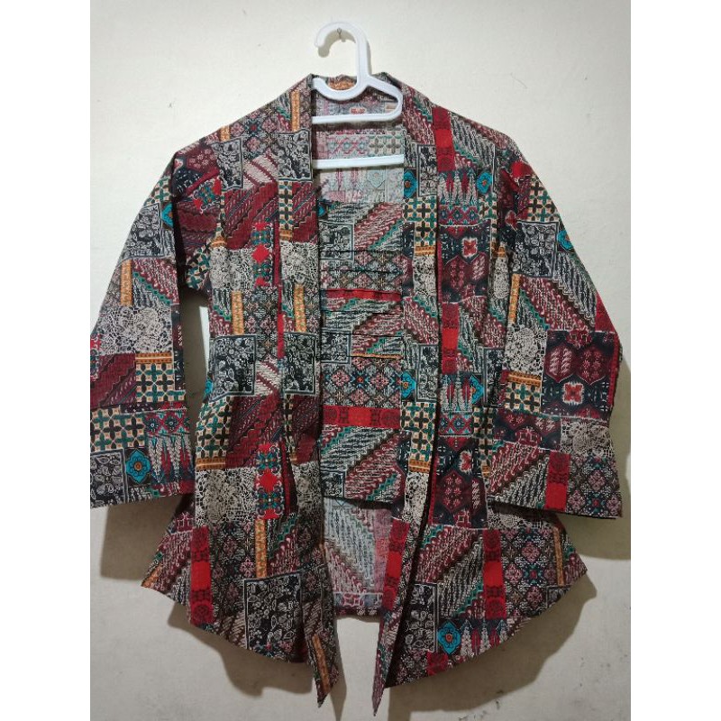 Jual Batik Kntor Model Kutu Baru Tangan 3/4 (preloved) | Shopee Indonesia