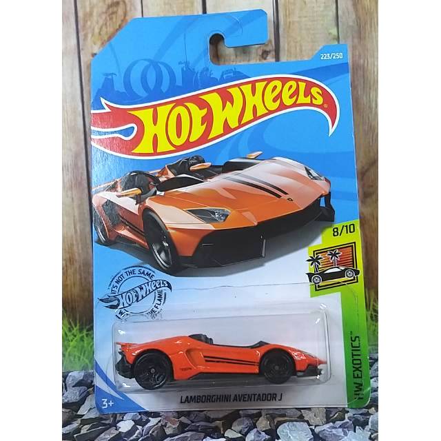 HOT WHEELS LAMBORGHINI AVENTADOR J