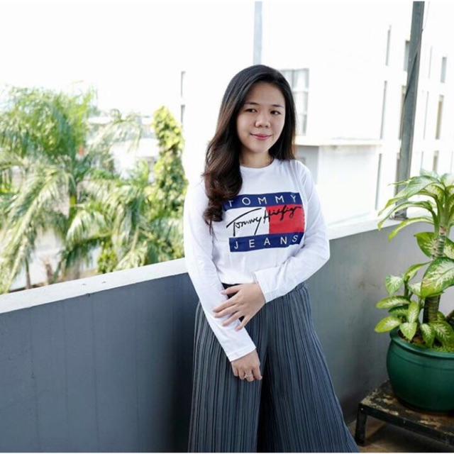 Kaos lengan panjang TOMMY&JEANS white