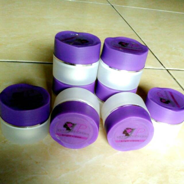 IPUNG COSMETIC OBAT FLEK