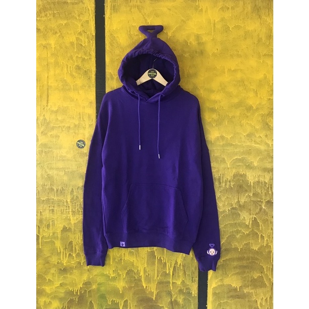 Hoodie Graphic Tee Second