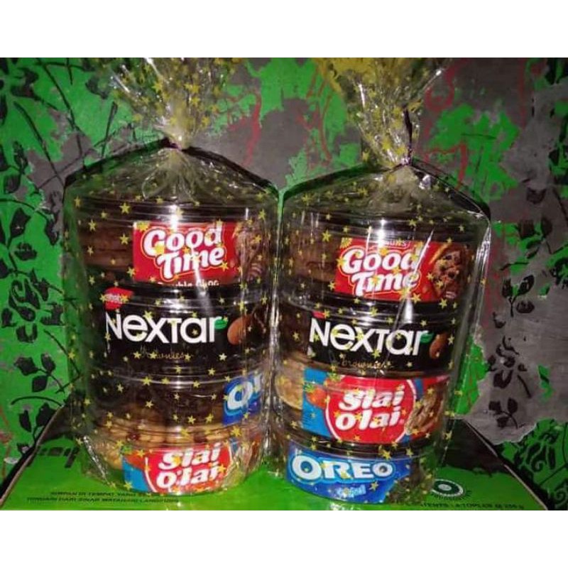 

paket parcel kue kering lebarannya