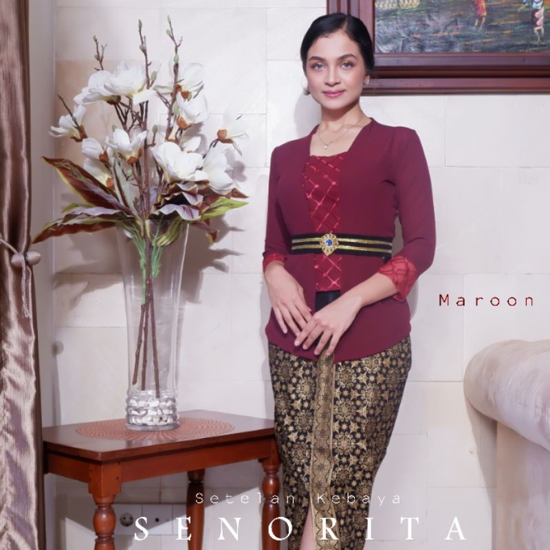 Setelan Kebaya Kutubaru Modifikasi Senorita