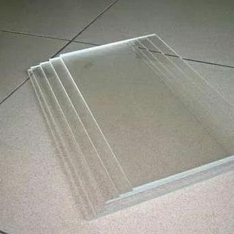 

Acrylic potongan 5x250x250mm teknikin78 dijamin
