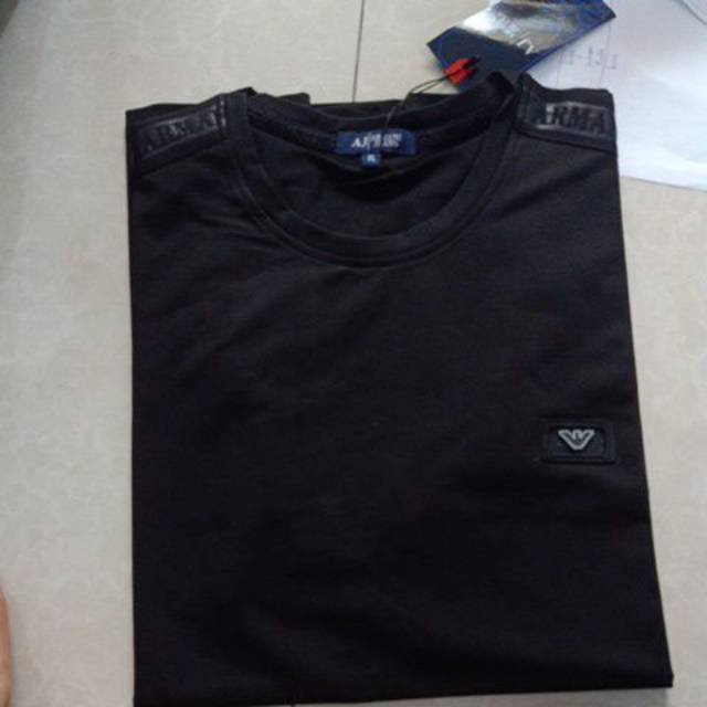 kaos armani import