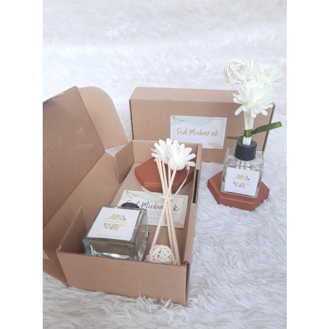 

Hampers Souvenir Parcel Lebaran Idul Fitri Ramadhan Diffuser Pengharum