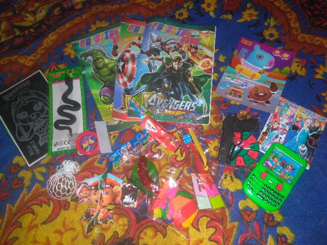 Terjun Payung Parasut Jadul Dengan Pemberat Super Hero Keren