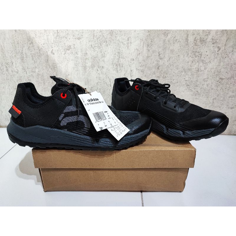 sepatu five ten trail cross / sepatu flat MTB not sepatu leat ion sepatu shimano