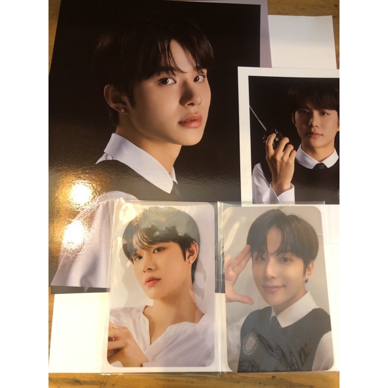 seasons greetings photo pack Jungwoo NCT 127 (ready sg pack jungwoo)