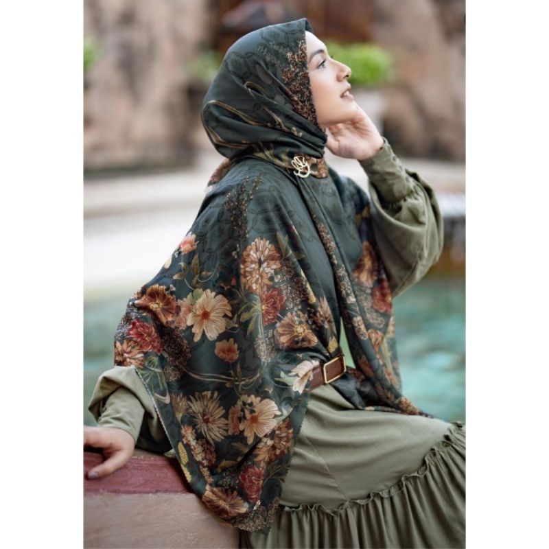 sandhya scarf booked