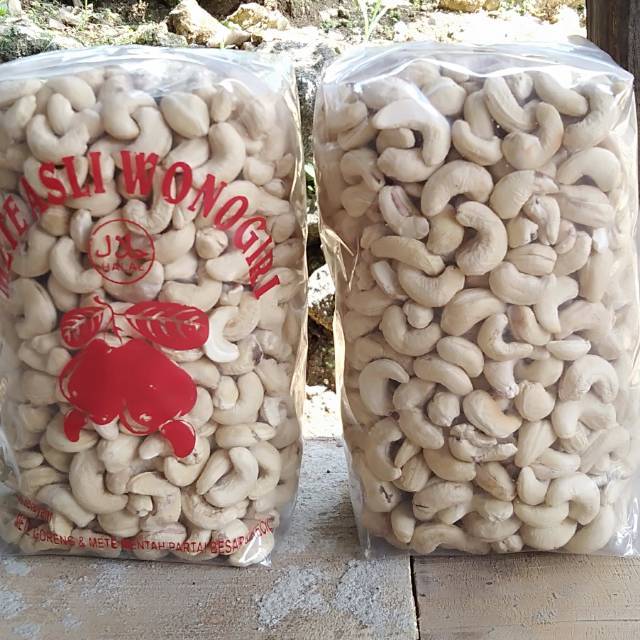 

Kacang Mete Mentah Super