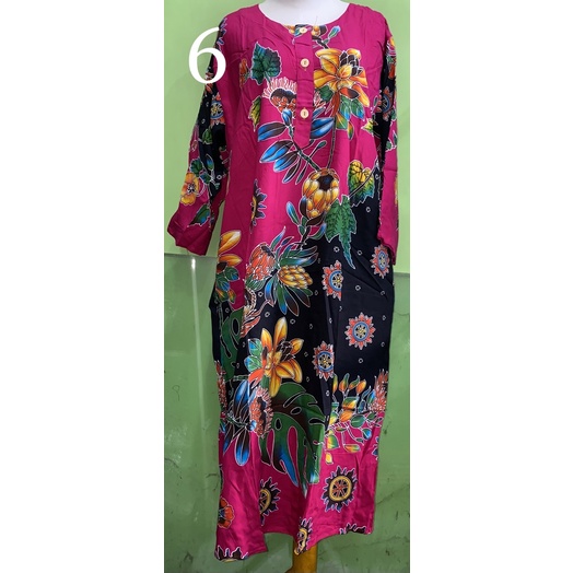 DASTER PENDEK LENGAN 3/4 LD 115CM KENCANA UNGU LABEL BIRU-6