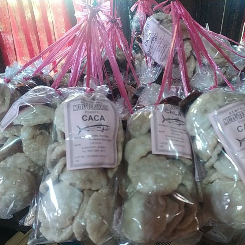 

KEMPLANG IKAN GORENG PASIR CACA 50GRAM MAKANAN OLEH OLEH SNACK KERUPUK AMPLANG KHAS BANGKA BONUS SAMBAL TERASI