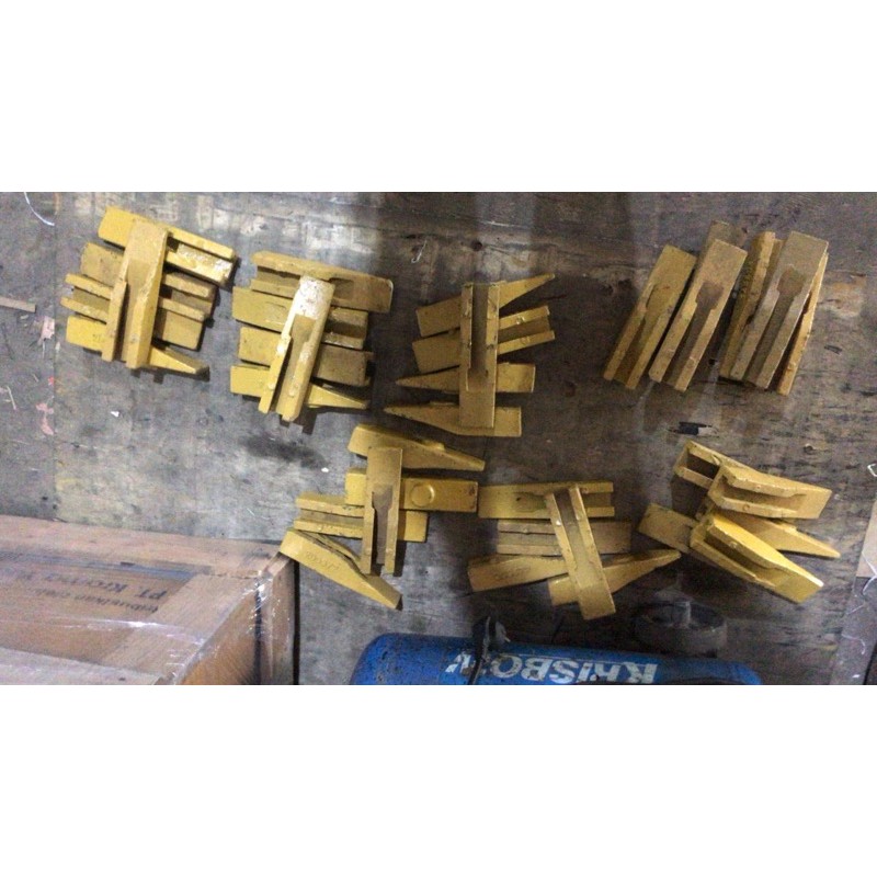 

6y 5230/2d 5572 tooth cat 120k