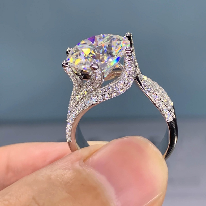 Cincin Wanita Warna Silver Hias Cubic Zirconia Untuk Pesta Pernikahan