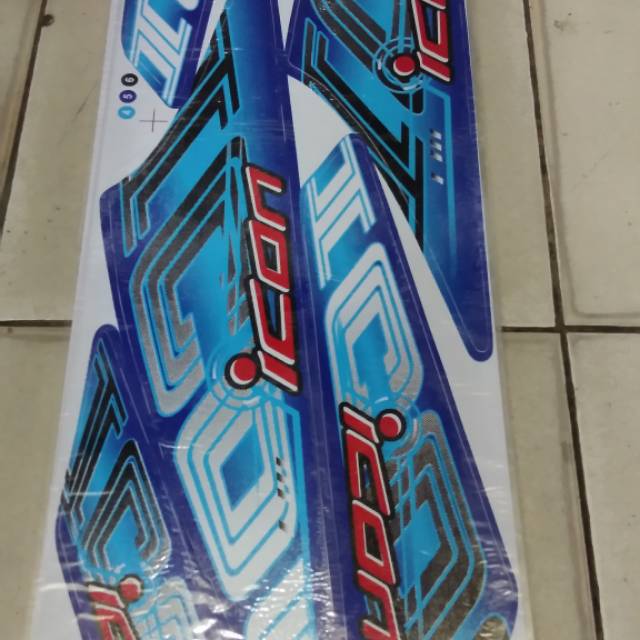 Lis Striping Beat karbu