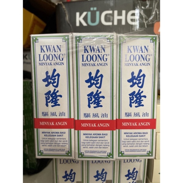 Minyak angin cap dua singa