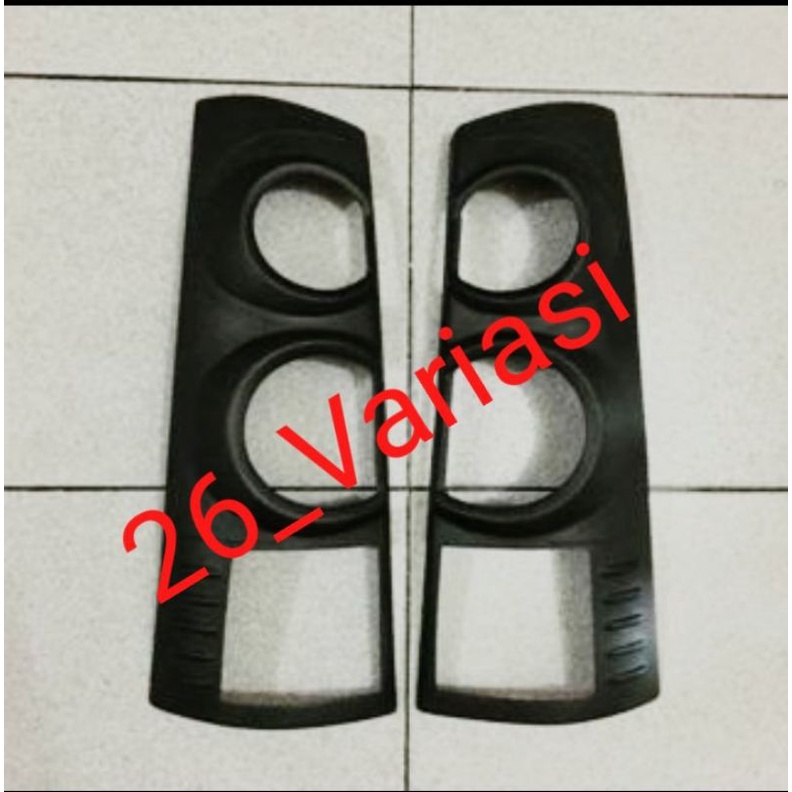 List Garnis Lampu Belakang hitam Doff AVANZA LAMA