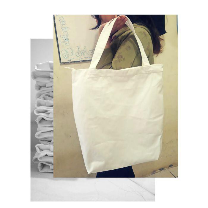 

Lukisan / Tote Bag Kanvas 45x40 - Shopping Bag - Tas Lukis dan Sablon - Putih Bisa cod