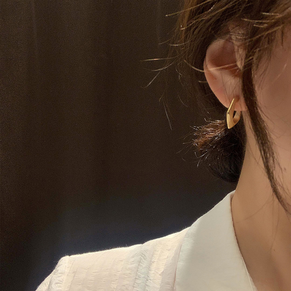 【COD Tangding】Simple Ins Korea New Fashion Open Size Earrings for Women Girl Earstuds