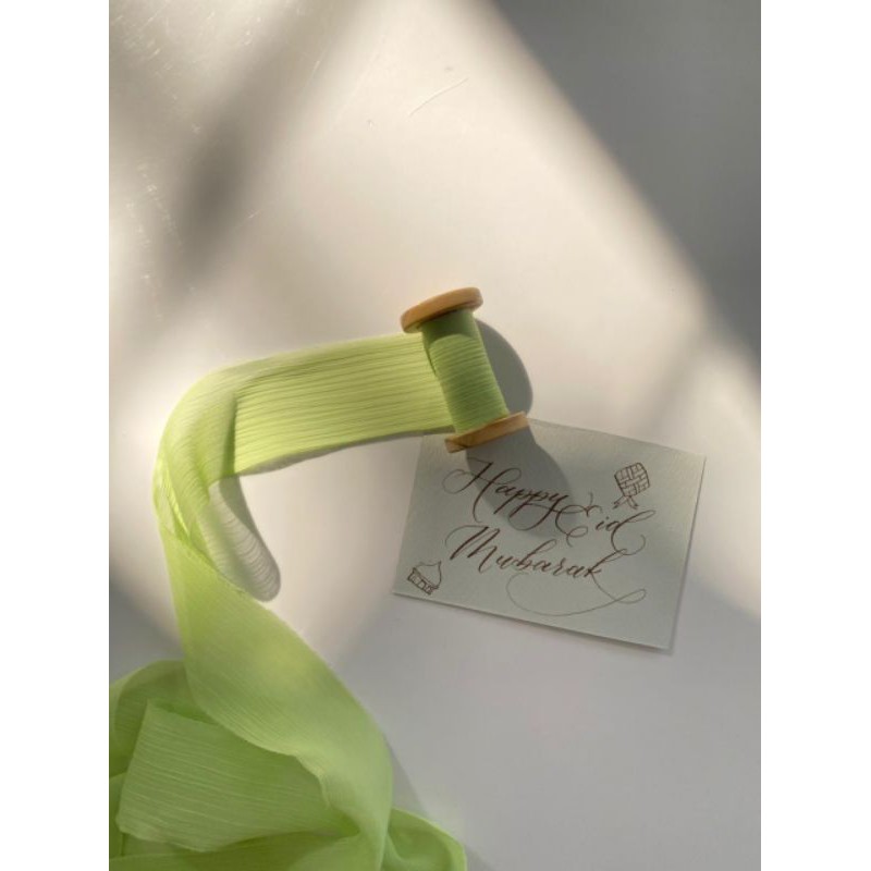 

CRINKLED GREEN wedding ribbon / calligraphy ribbon / vows ribbon / pita buket / pita vow