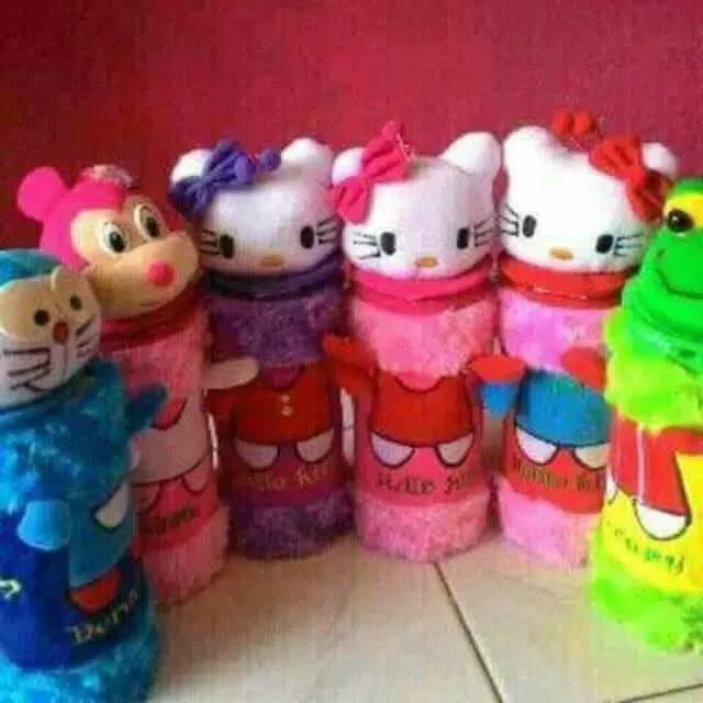 Celengan  karakter boneka