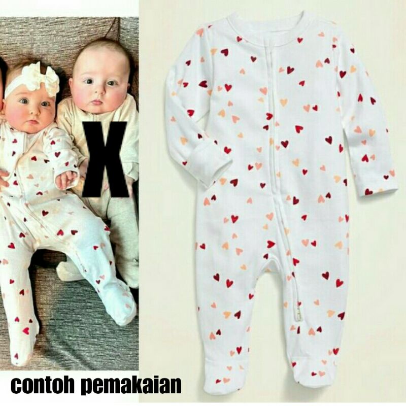 BABY GIRL SLEEPSUIT OLD NAVY SIZE 0M (NEWBORN)