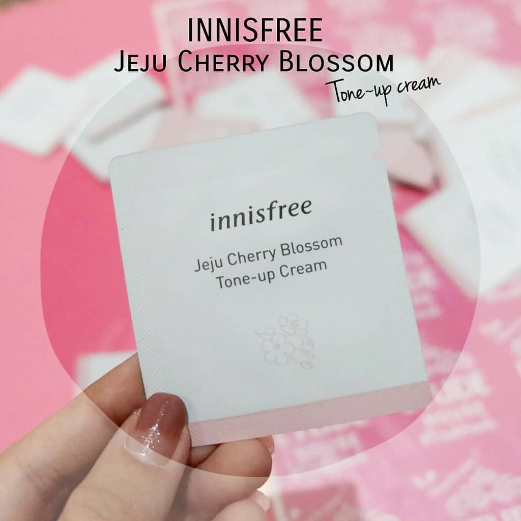 Innisfree Jeju Cherry Blossom Tone Up Cream 1ml Sachet (SAMPLE)/pelembab wajah/innisfree