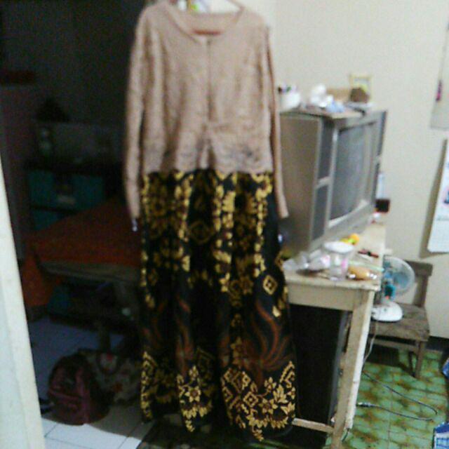 Maura Couple - Sania Ruffle Batik Couple Ori Ndoro Jowi Dnt Garansi Termurah Shopee - Kebaya Modern