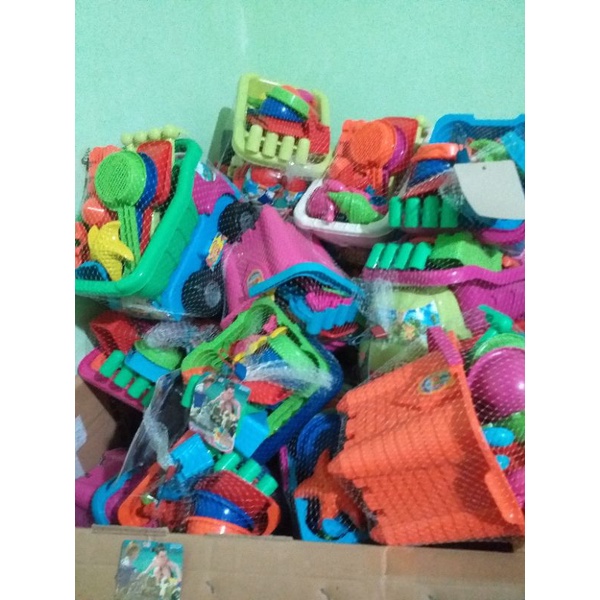 MAINAN ANAK TRUCK PASIR BESAR