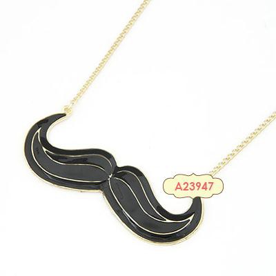 LRC Kalung Wanita personality fashion double moustache design pendant sweater chain