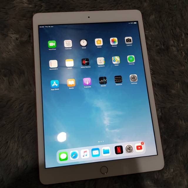 Ipad 7 2019  128 gb second like new (masih garansi)