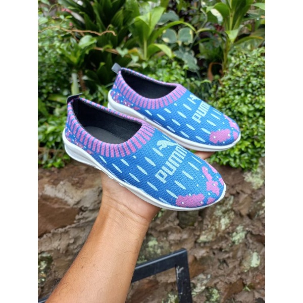 sepatu anak/sepatu slip on sport motif PM