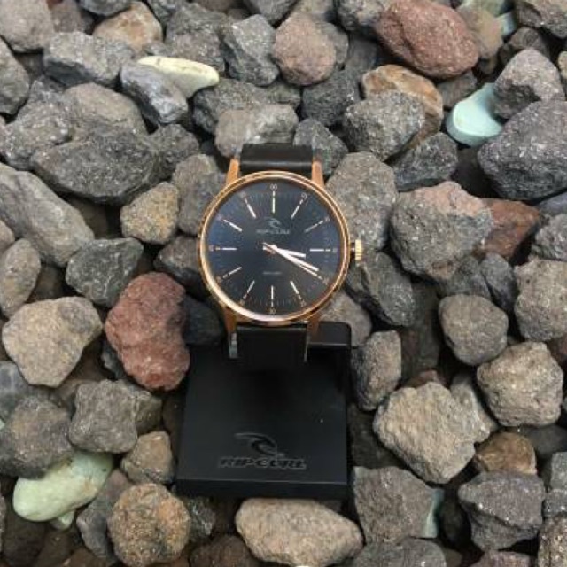 Jam tangan ripcurl drake rose gold