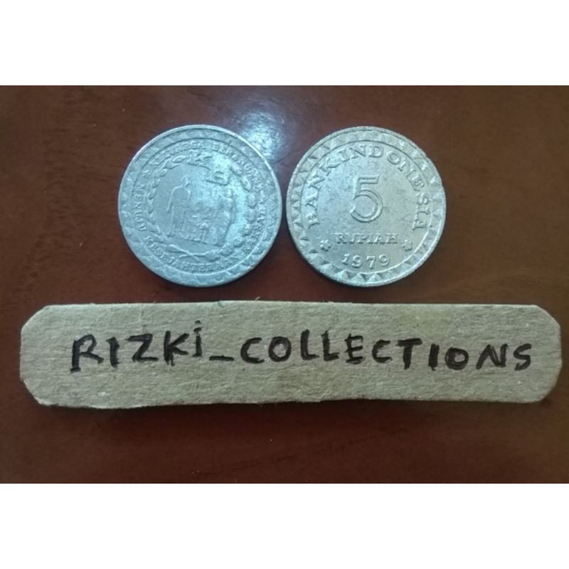 Koin 5 rupiah . Lima rupiah