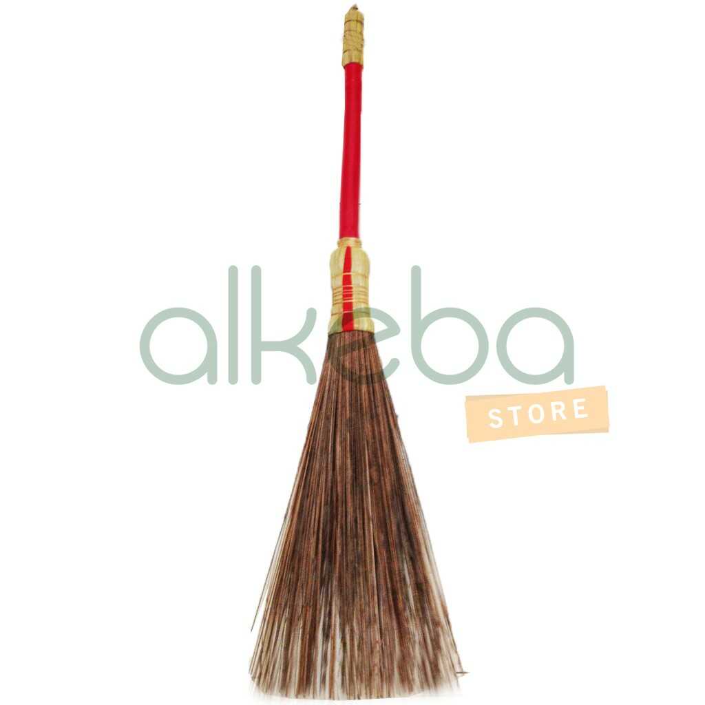 Sapu lidi dengan tangkai