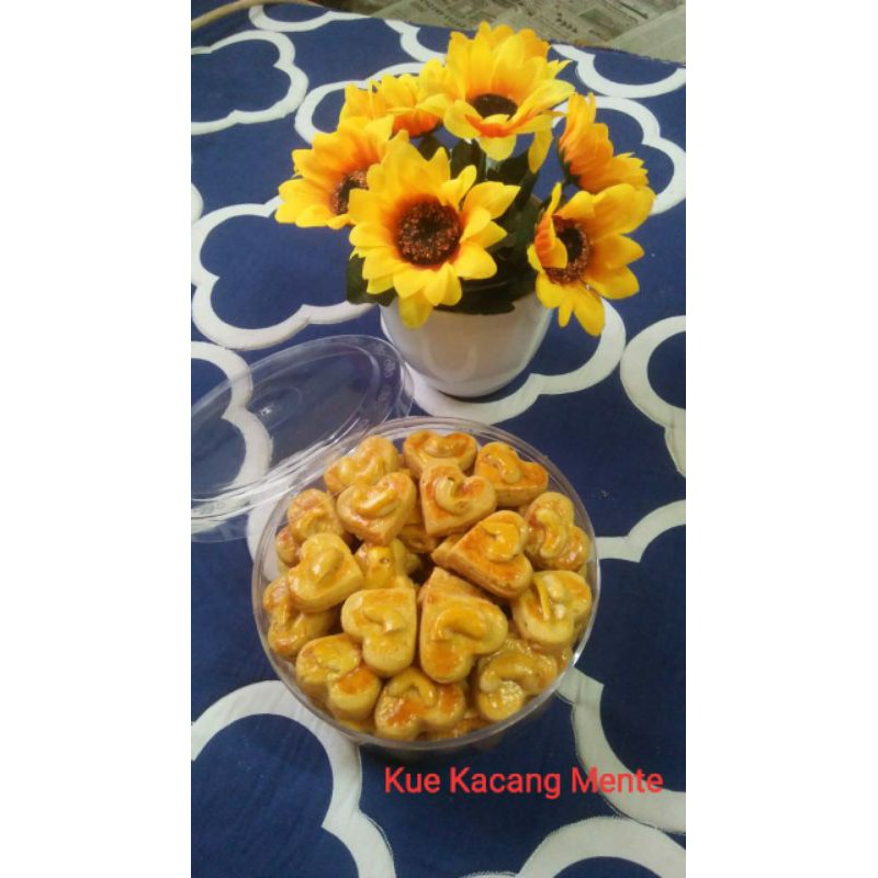 

Kue Kering Lebaran Kacang Mede Mente Enak Murah