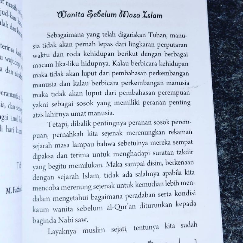 Cadar dibumi nusantara apakah perempuan indonesia harus memakainya buku ini lengkap referensi