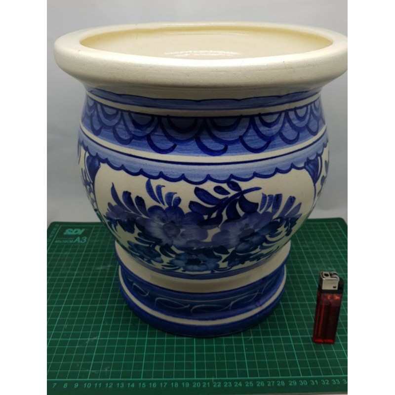 Pot bunga/guci keramik