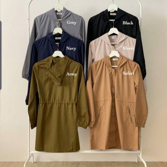 Jaket parka size L by geulis id