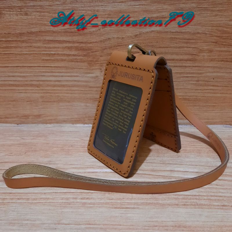 

Tempat Id Card Kulit Asli JURUSITA Lipat Gantungan ID Card Kulit Asli Lipat