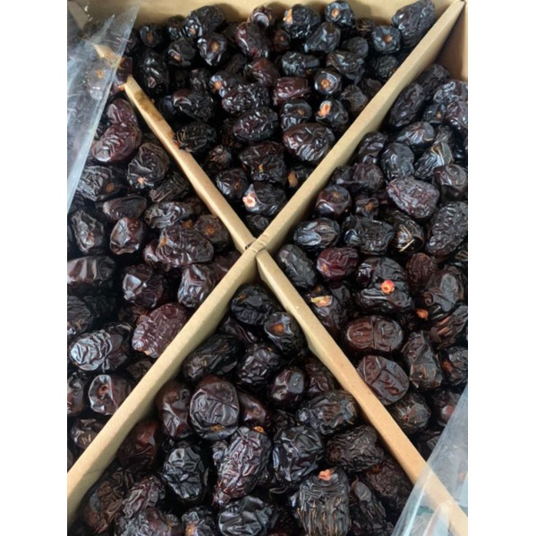 

kurma ajwa
