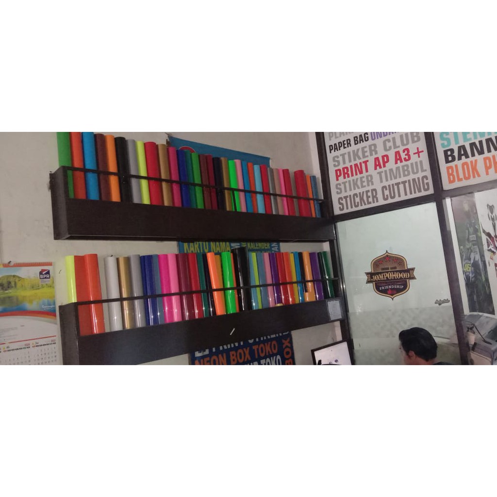 

Cutting Sablon Polyflex Rp50,-/cm Bandung