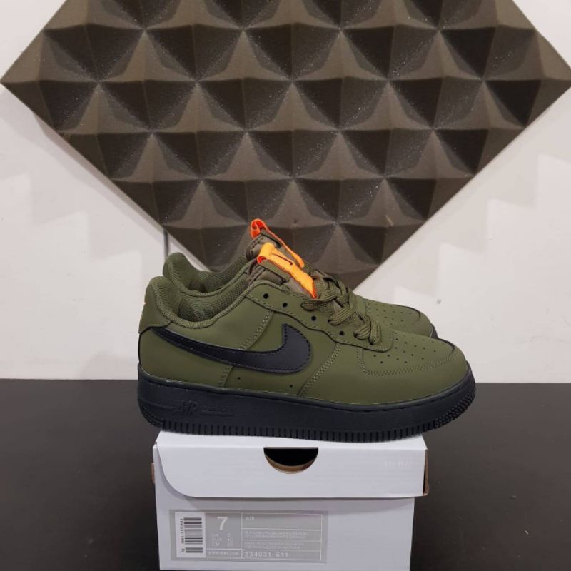 SEPATU NIKE AIR FORCE ONE OLIVE GREEN