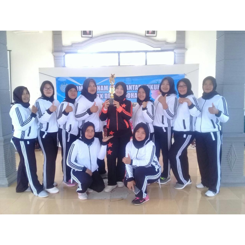 READY! Baju Senam Setelan Aerobic Zumba Lapangan Cycling Hijab Muslimah Panjang Training Putih Hitam