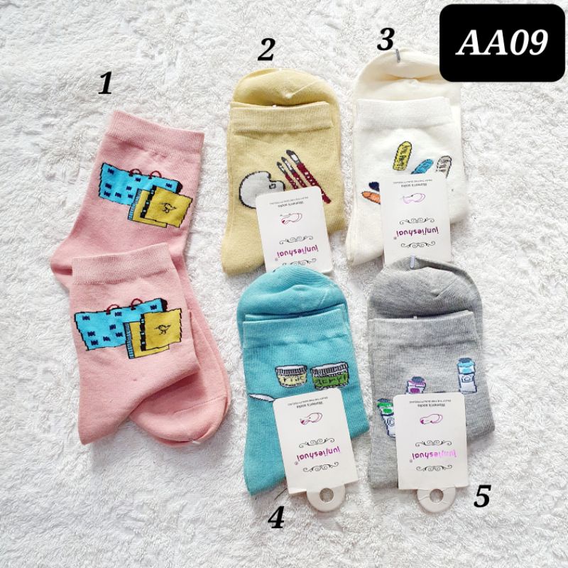 kaos kaki wanita kore style AA09