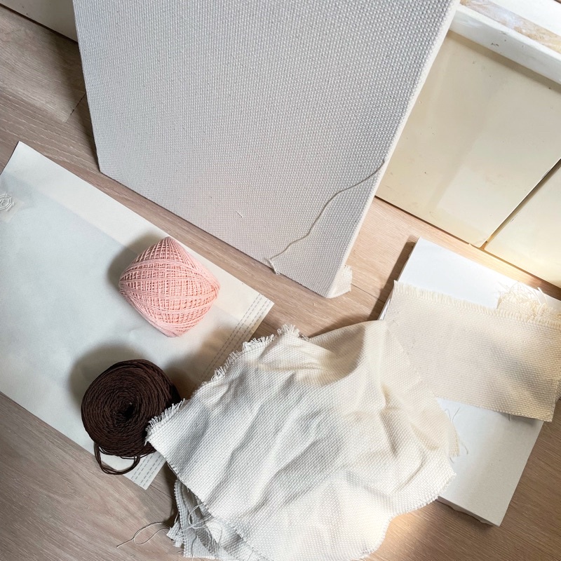 Kain untuk punch needle