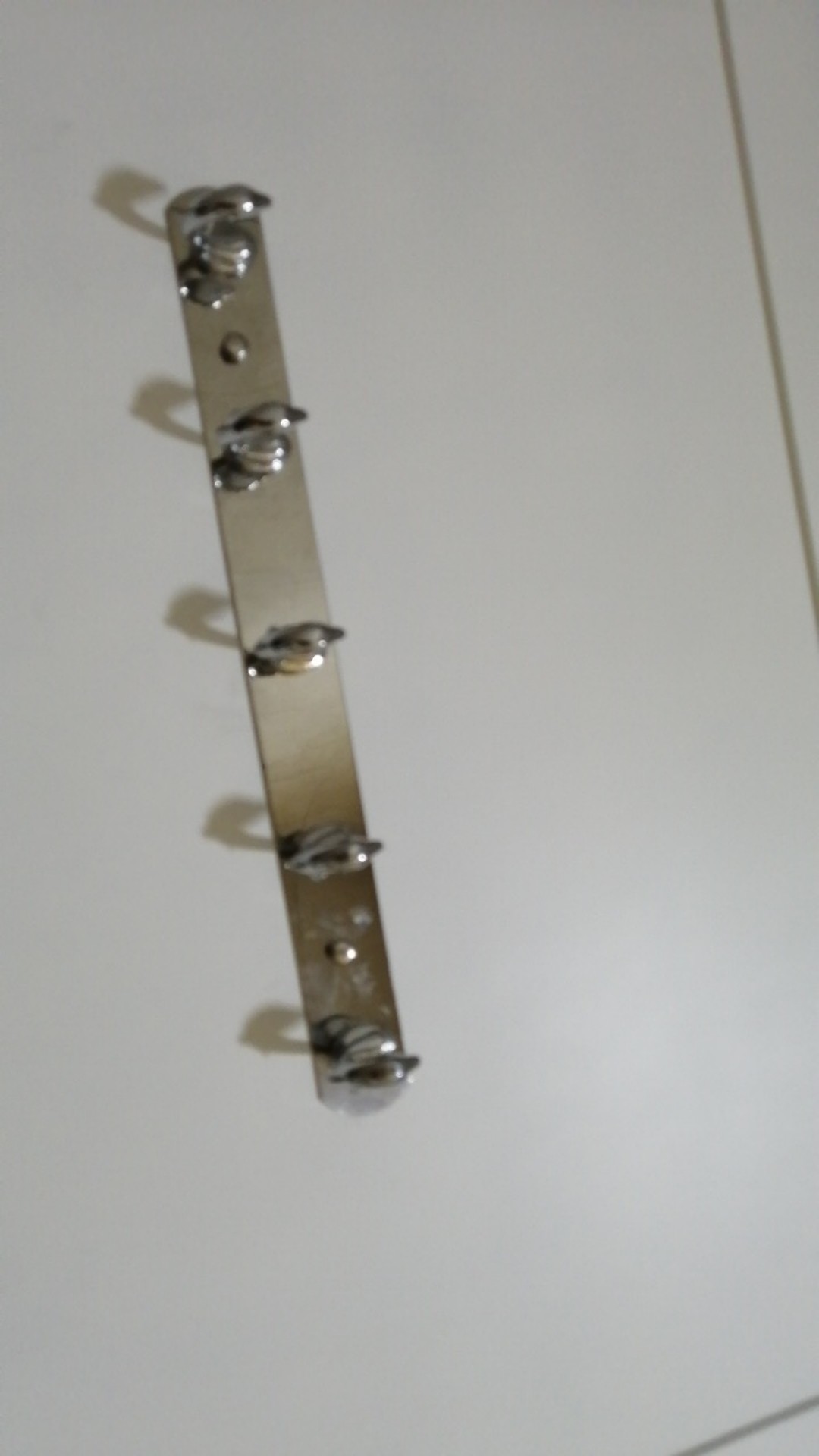Gantungan Baju Dinding 5 Kait Stainless V Hanger Kamar Mandi