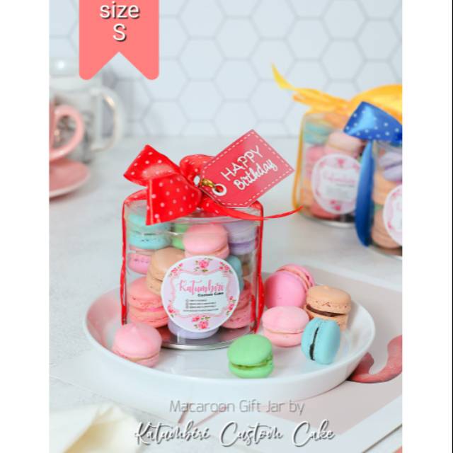 

Macaroon (macaron) gift jar eksklusif Size S hampers kue kering murah unik kado ulang tahun unik